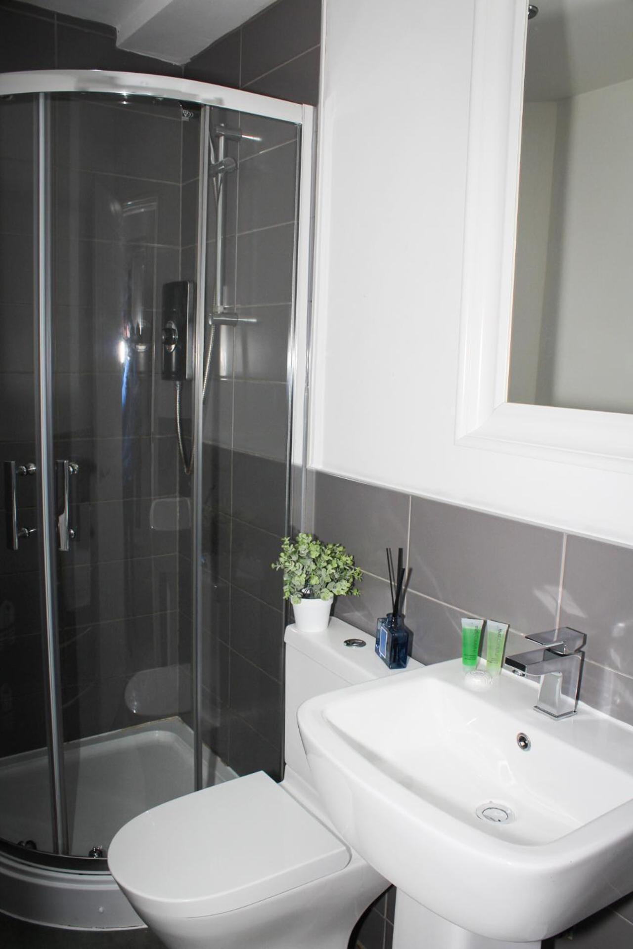 L1 Boutique By Happy Days Liverpool
